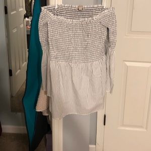 Loft Cold Shoulder Top